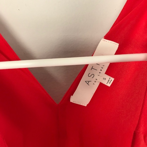 Astr The Label High Neck Shift Dress Red Sleeveless Rayon Knee Length Sz S - Picture 4 of 9